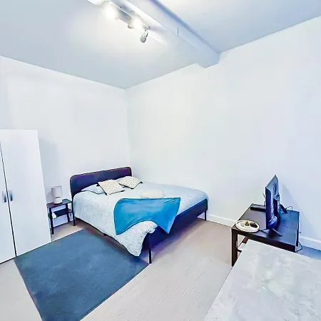 2 Proche De La Cathédrale Appartement *